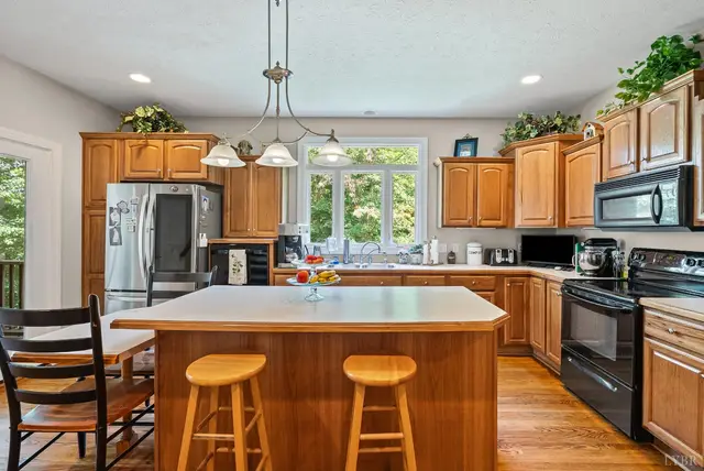 1004 Wildbriar Place, Forest VA, listing photo 4 of 12