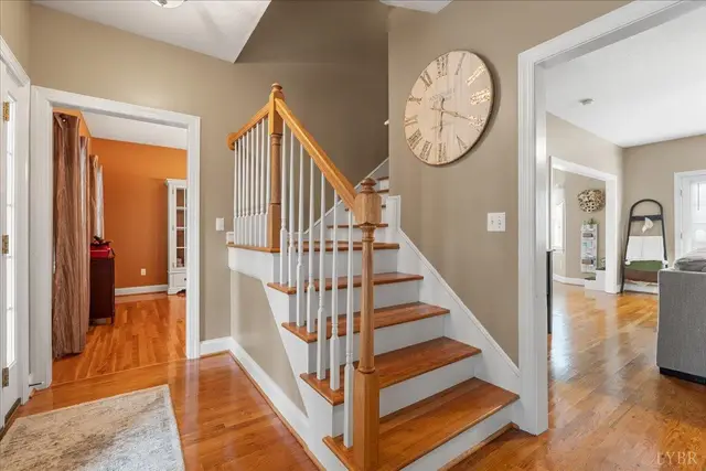 102 Wyndview, Lynchburg VA, listing photo 8 of 12