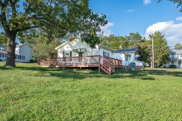 10435 Red House Road, Appomattox VA, listing photo 6 of 12