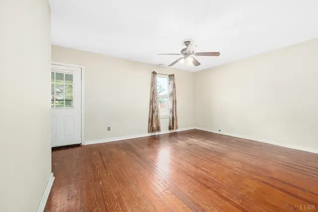 10435 Red House Road, Appomattox VA, listing photo 10 of 12
