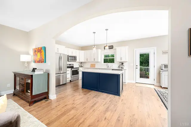 1051 Cobblestone Lane, Forest VA, listing photo 8 of 12