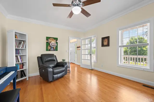 1075 Hooper Woods Drive, Forest VA, listing photo 7 of 12