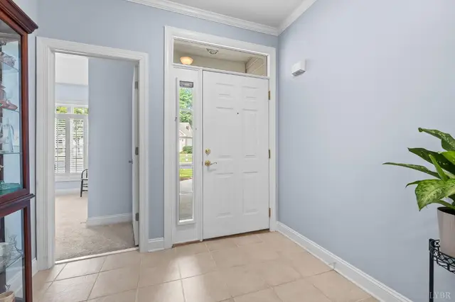 109 Jonathan's Landing, Lynchburg VA, listing photo 4 of 12