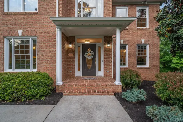 109 Lambeth Court, Lynchburg VA, listing photo 9 of 12