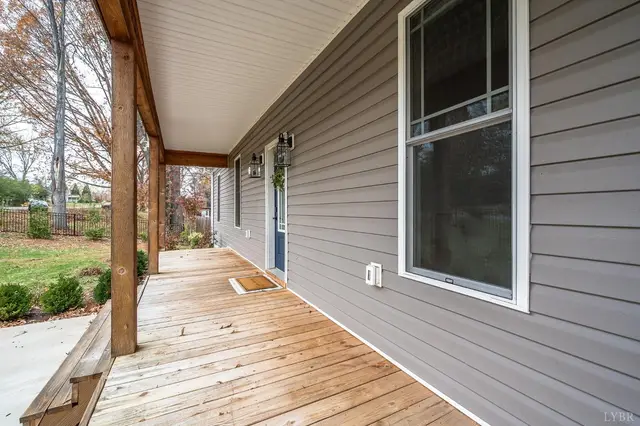 117 Victor Drive, Lynchburg VA, listing photo 4 of 12