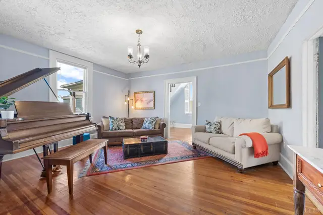 1206 10th Street, Lynchburg VA, listing photo 6 of 12