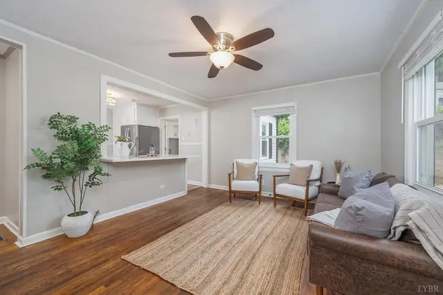 1229 Stratford Road, Lynchburg VA, listing photo 6 of 12