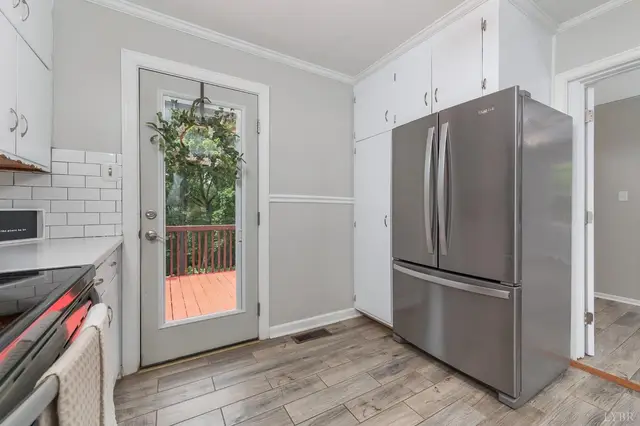1229 Stratford Road, Lynchburg VA, listing photo 9 of 12