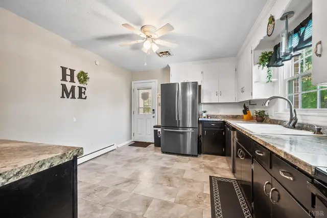 1246 Rainbow Forest Drive, Lynchburg VA, listing photo 11 of 12