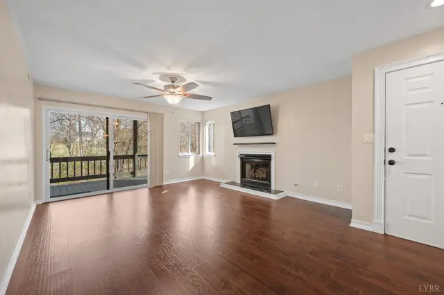 1314 Twin Springs Court, Forest VA, listing photo 5 of 12