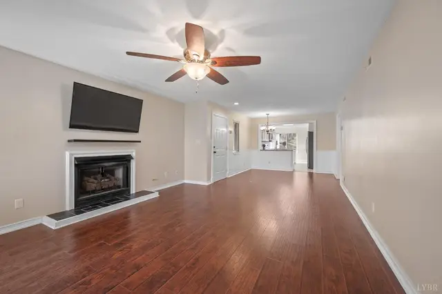 1314 Twin Springs Court, Forest VA, listing photo 8 of 12