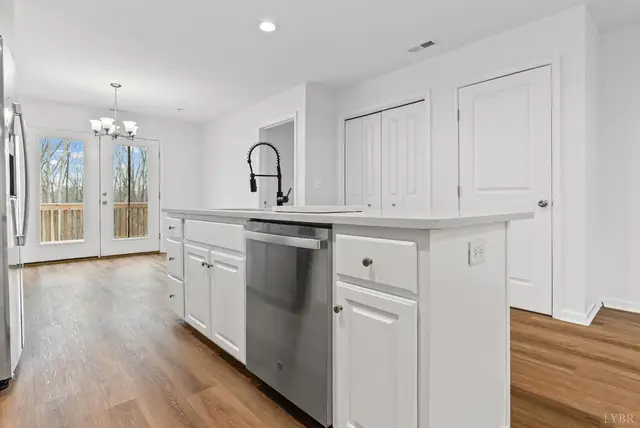 150 Oak Grove Drive, Madison Heights VA, listing photo 11 of 12
