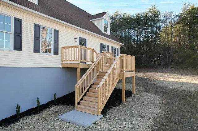 188 Kiowa Road, Lynchburg VA, listing photo 7 of 12
