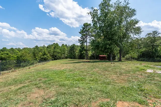 194 Oak Spring Lane, Madison Heights VA, listing photo 8 of 12