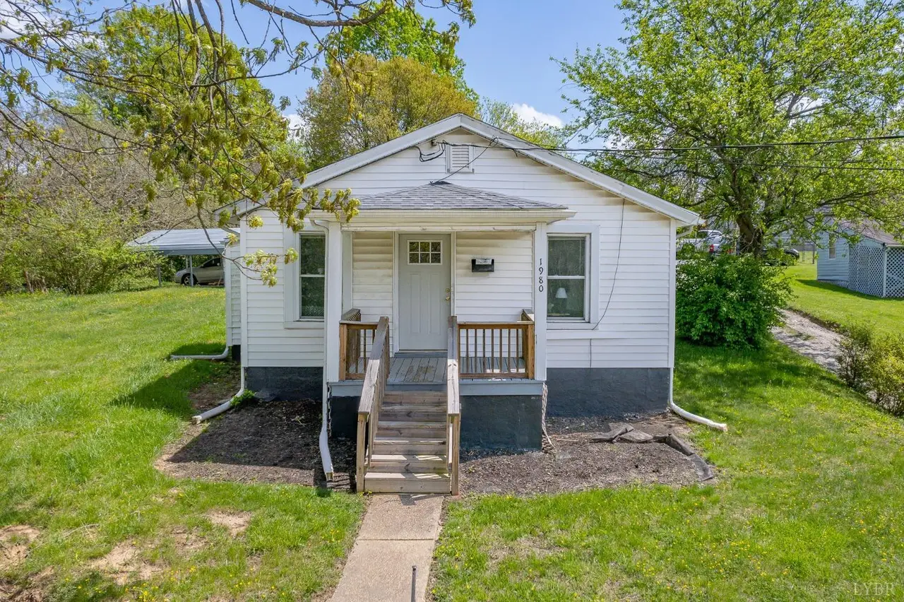 Front of the house, white one-story with a small covered porch at 1980 Easley Avenue, Lynchburg VA