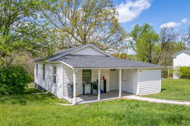 1980 Easley Avenue, Lynchburg VA, listing photo 4 of 12