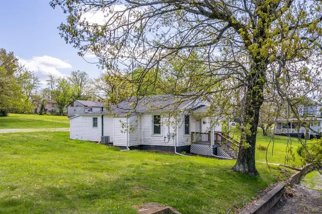 1980 Easley Avenue, Lynchburg VA, listing photo 9 of 12
