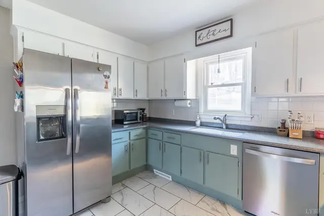 2019 Indian Hill Rd Road, Lynchburg VA, listing photo 9 of 12