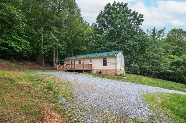 2087 Camp Hydaway Road, Lynchburg VA, listing photo 6 of 12
