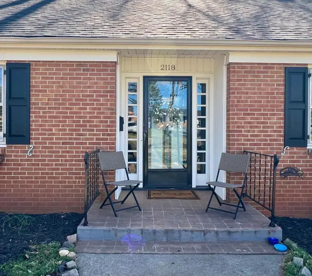 2118 Westerly Drive, Lynchburg VA, listing photo 6 of 12