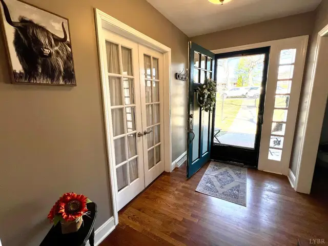 2118 Westerly Drive, Lynchburg VA, listing photo 7 of 12