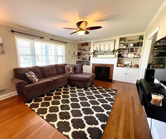 2118 Westerly Drive, Lynchburg VA, listing photo 9 of 12
