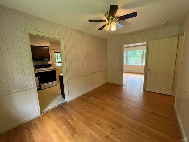 214 Blue Ridge Lane, Amherst VA, listing photo 11 of 12