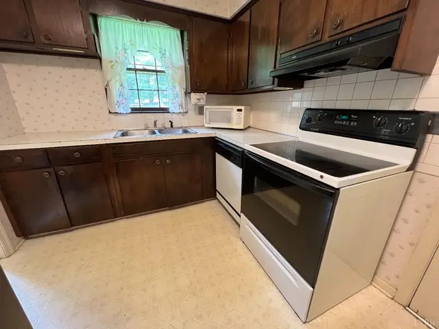 214 Blue Ridge Lane, Amherst VA, listing photo 12 of 12