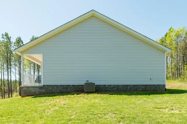 2292 Wheeler Road, Lynchburg VA, listing photo 8 of 12