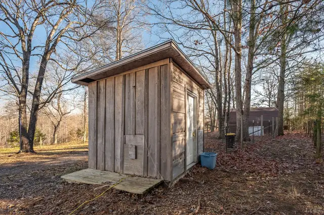 2389 New Chapel Road, Rustburg VA, listing photo 9 of 12