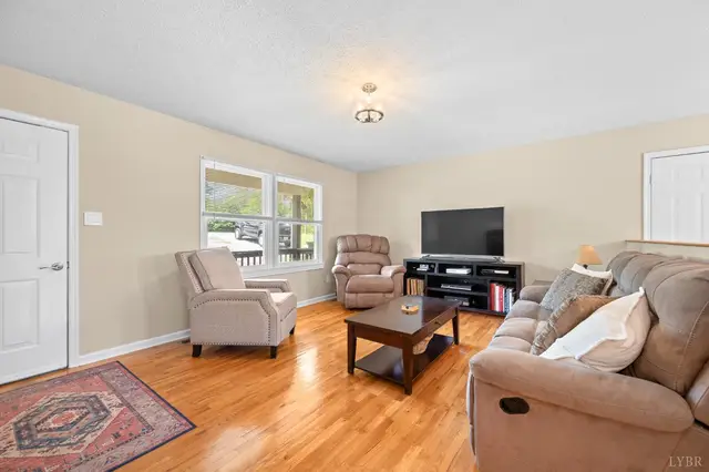 259 Crescent Lane, Monroe VA, listing photo 5 of 12