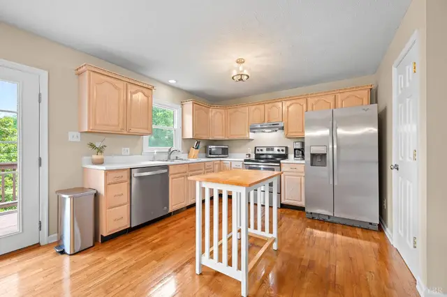 259 Crescent Lane, Monroe VA, listing photo 8 of 12