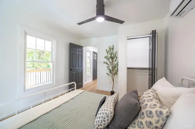 2808 Raleigh Street, Lynchburg VA, listing photo 8 of 12