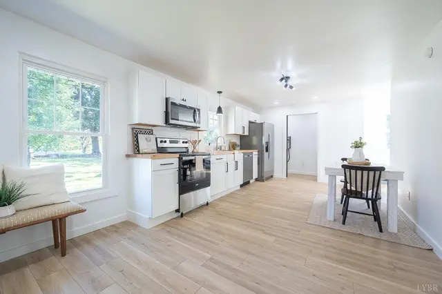 2808 Raleigh Street, Lynchburg VA, listing photo 9 of 12