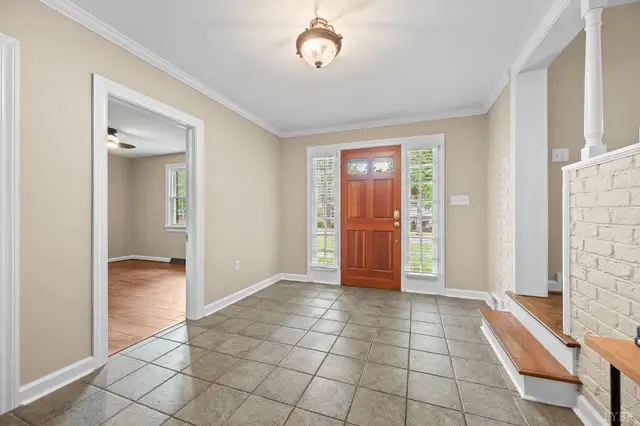 3004 Ravenwood Drive, Lynchburg VA, listing photo 6 of 12