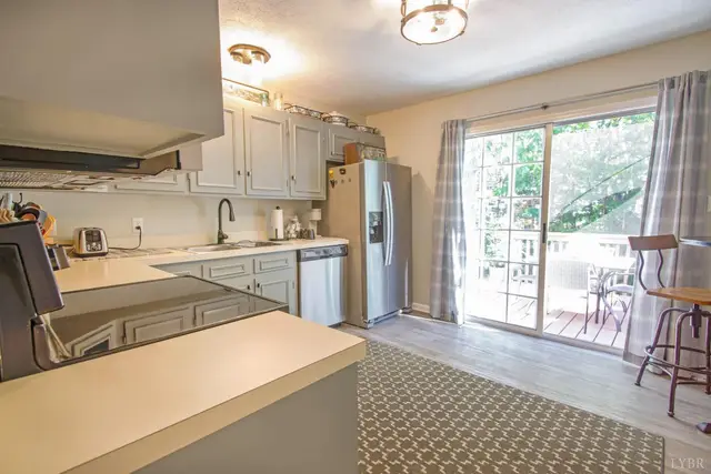 303 Wexview Lane, Lynchburg VA, listing photo 11 of 12