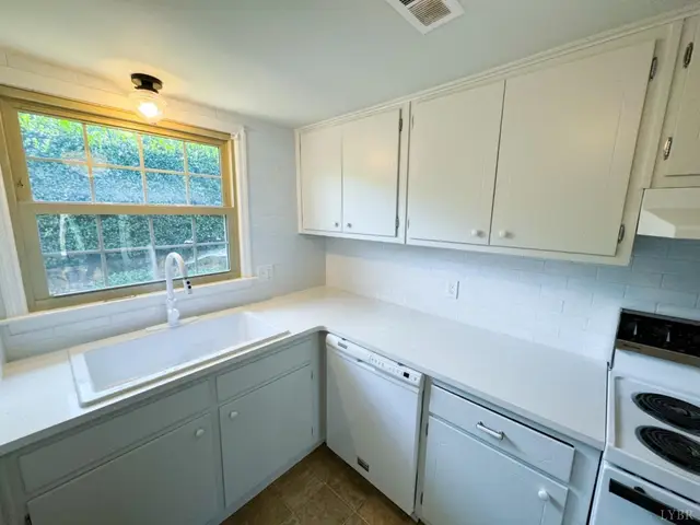 3101 Link Road # 26, Lynchburg VA, listing photo 4 of 11