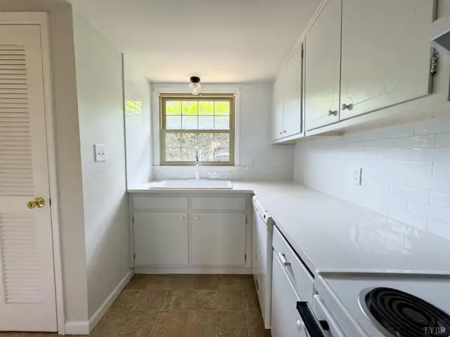 3101 Link Road # 26, Lynchburg VA, listing photo 5 of 11
