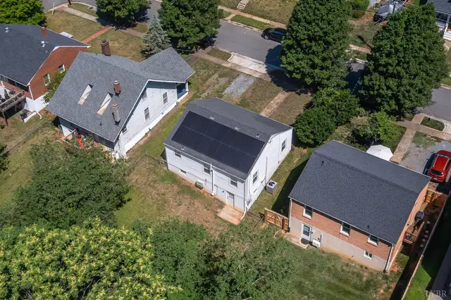 Aerial view of the house and neighboring homes at 319 Warren Avenue, Lynchburg VA