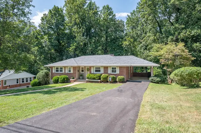 3432 Landon Street, Lynchburg VA, listing photo 6 of 12