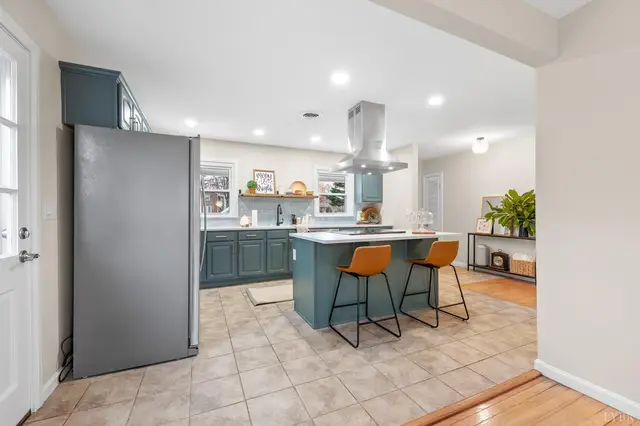 361 Woodhaven Drive, Lynchburg VA, listing photo 7 of 12