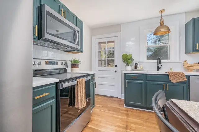 38 Norfolk Avenue, Lynchburg VA, listing photo 9 of 12
