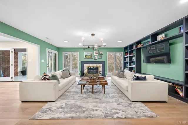 405 Meadowridge Drive, Lynchburg VA, listing photo 6 of 12