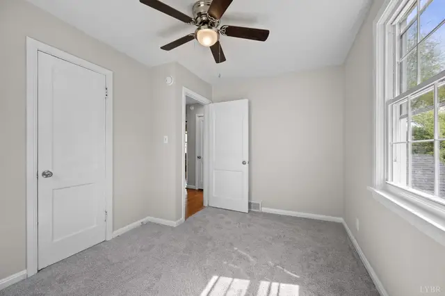 4525 Brooklawn Circle, Lynchburg VA, listing photo 10 of 12