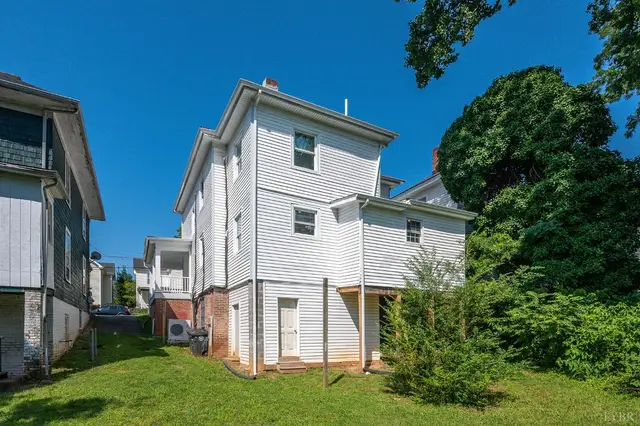 510 Stuart Street, Lynchburg VA, listing photo 5 of 12