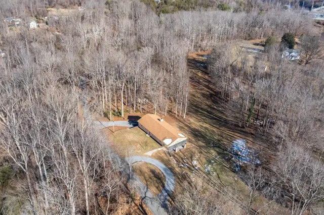 520 Old Trents Ferry Road, Lynchburg VA, listing photo 4 of 12