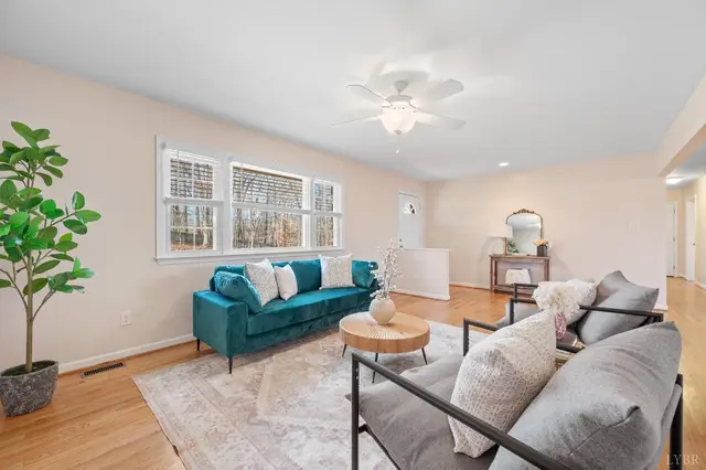 520 Old Trents Ferry Road, Lynchburg VA, listing photo 9 of 12