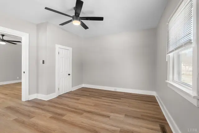 533 Patterson, Appomattox VA, listing photo 8 of 12