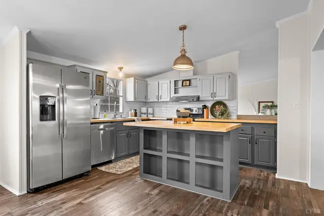 568 Toytown Road, Amherst VA, listing photo 9 of 12
