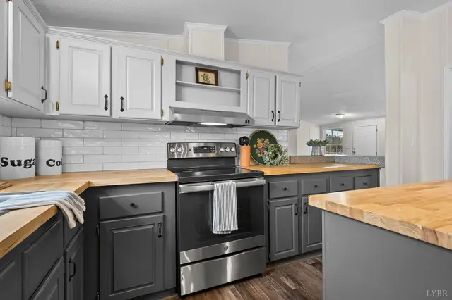 568 Toytown Road, Amherst VA, listing photo 10 of 12
